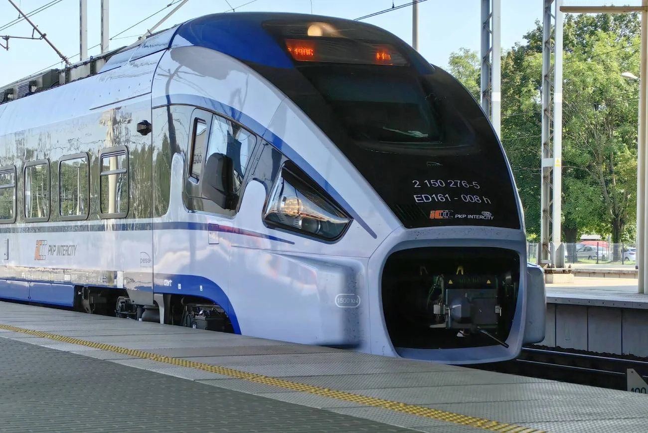 Zmiana w przepisach przyśpieszy część pociągów PKP.