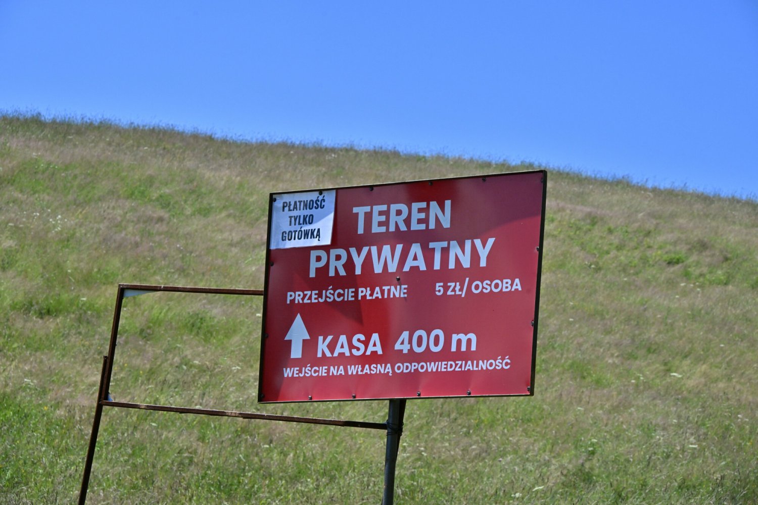 Zagrodzone przejście na Gubałówkę