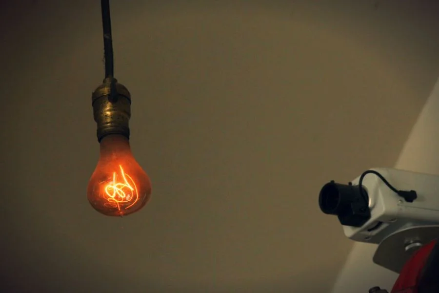 Centennial Light jest pod stałym nadzorem kamer internetowych.