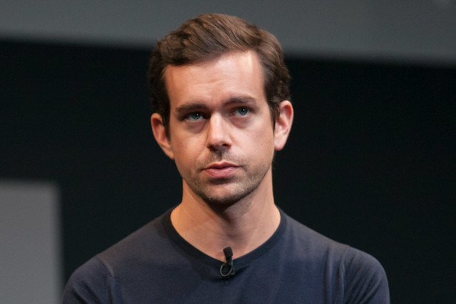 Jack Dorsey, szef Twittera, padł ofiarą hakerów. Wirtualni przestępcy zhakowali jego... konto na Twitterze.