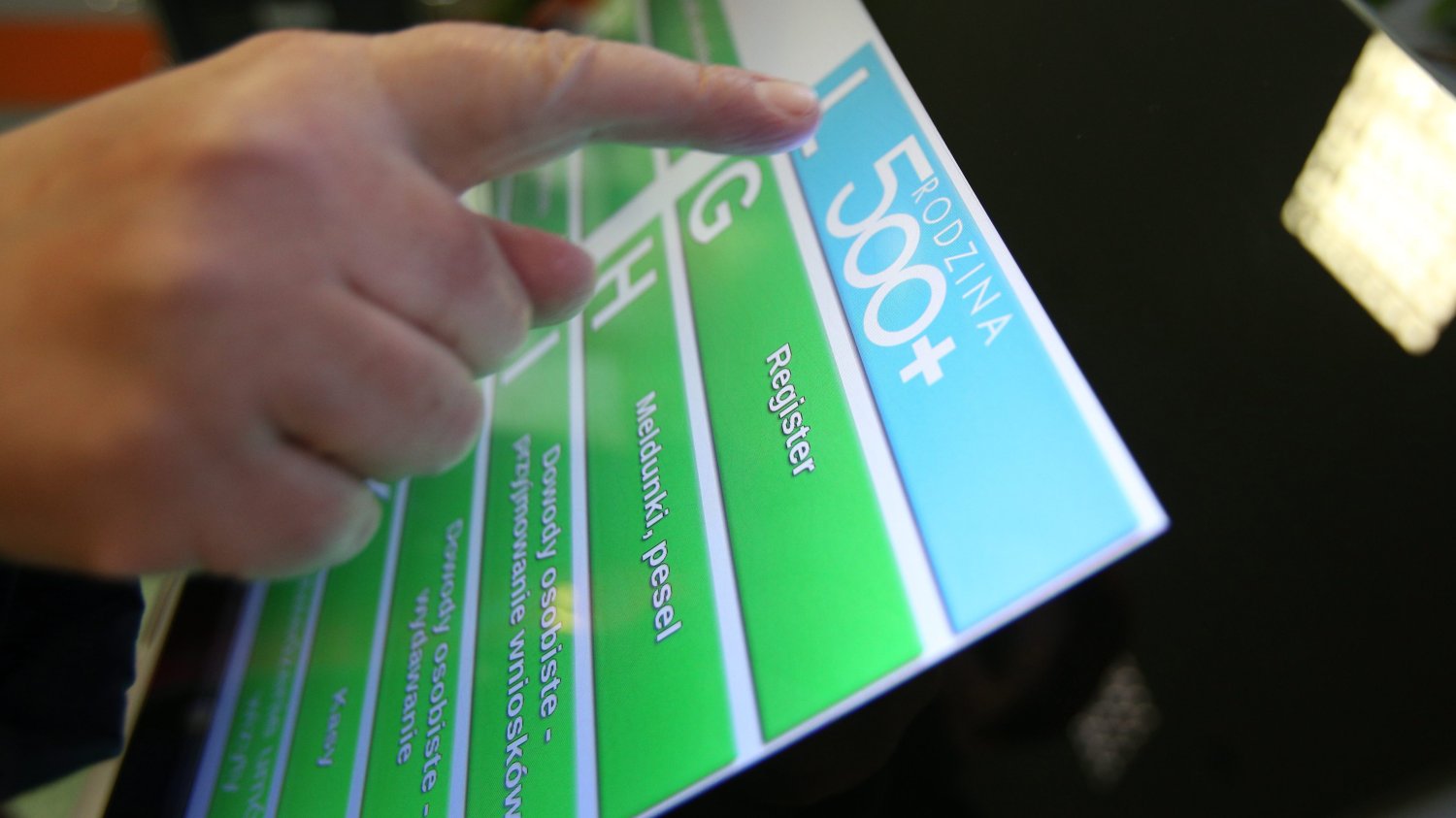 Zaskakująca odpowiedź urzędu w Gdyni ws. 500 plus za okres ciąży.