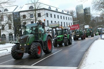 Niemcy sparaliżowane: rolnicy zablokowali wiele dróg i autostrad
