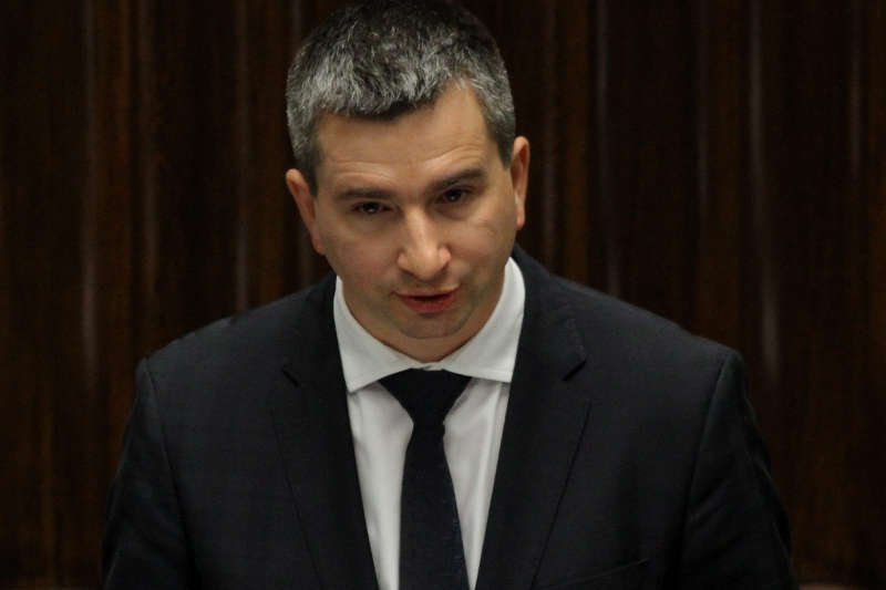 KE chce wydać 300 mld euro na inwestycje. Polska się dorzuci, ale Szczurek stawia warunek: "Nie możemy być sami"