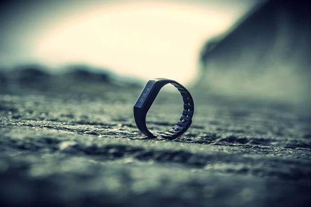 Smartband U1 – opaska, która ma wprowadzić Unitrę w XXI wiek