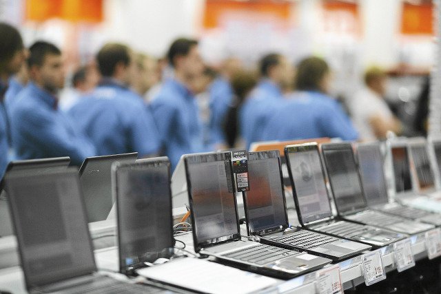 Kłopoty podatkowe dystrybutora sprzętu komputerowego Action SA skupiły się między innymi na dostawcach. Przeciąga się termin zapłaty za faktury