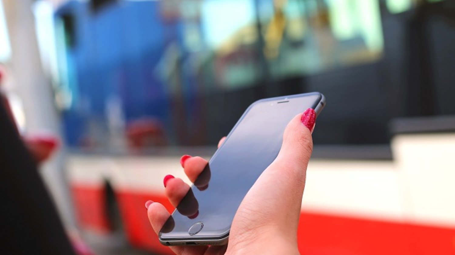 Możliwe, że w przyszłości będziemy się ubiegać o pracę, czekając na autobus.