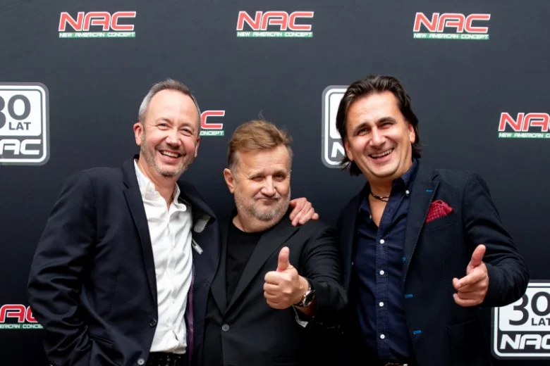 30-lecie firmy NAC w Teatrze Kamienica. Na zdjęciu: Marcin Przytulski, Paweł Molgo, Konrad Krasnodębski