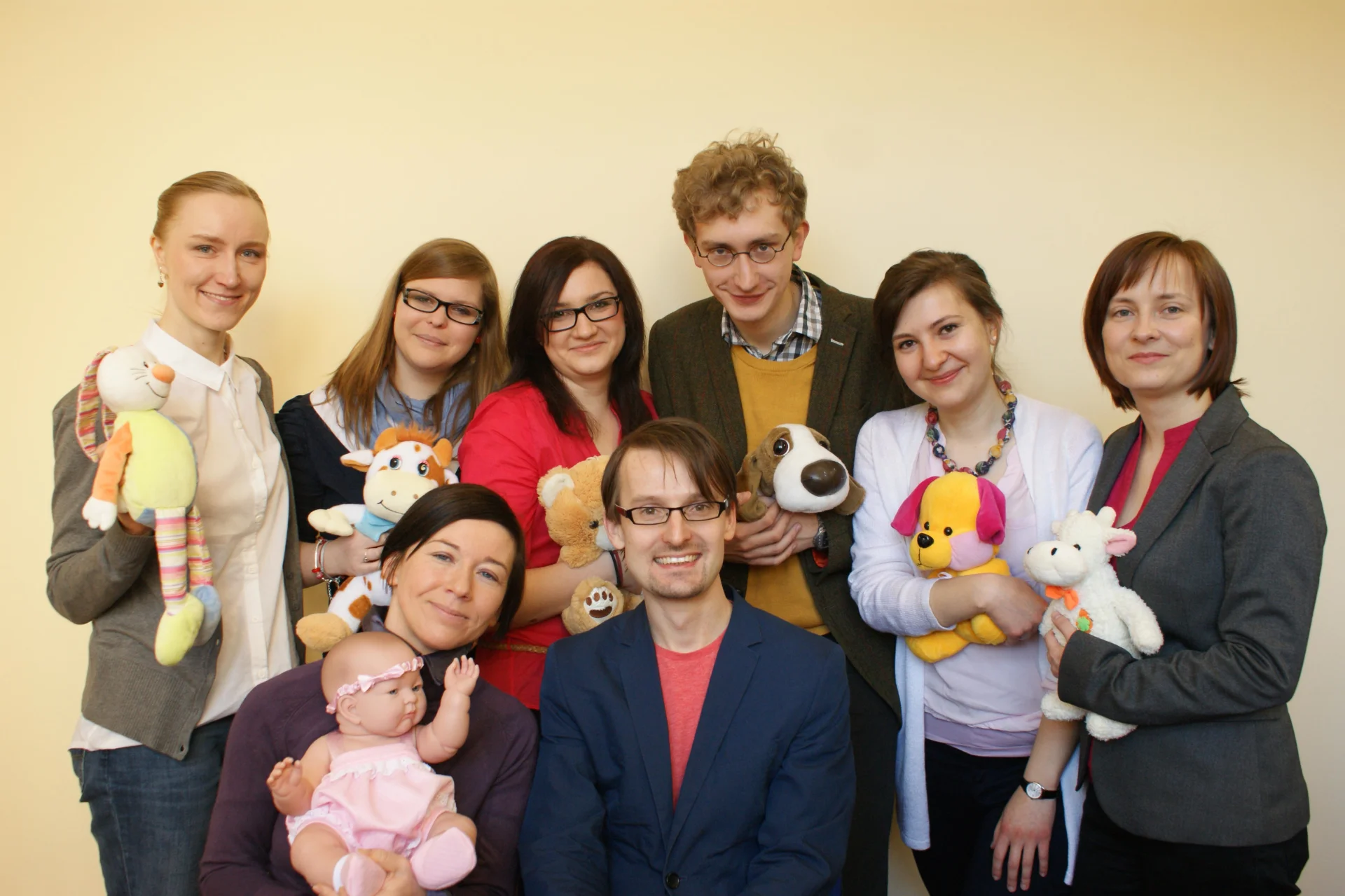 Pracownicy BabyLabu. W środku Przemysław Tomalski