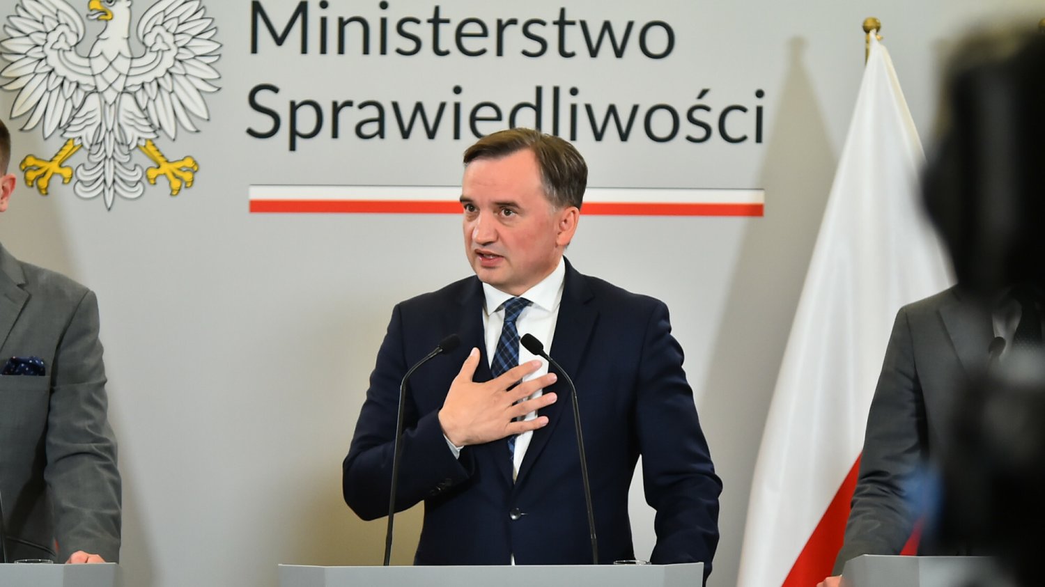 Oto majątek Zbigniewa Ziobry. Ile zarabia prokurator generalny?