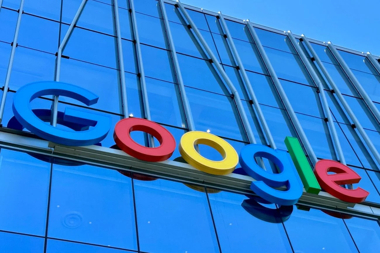 Google twierdzi, że 30-krotnie zmniejszył zużycie energii przez AI. Eksperci mają wątpliwości Google chwali się ekologicznym AI. Więc dlaczego eksperci biją na alarm?