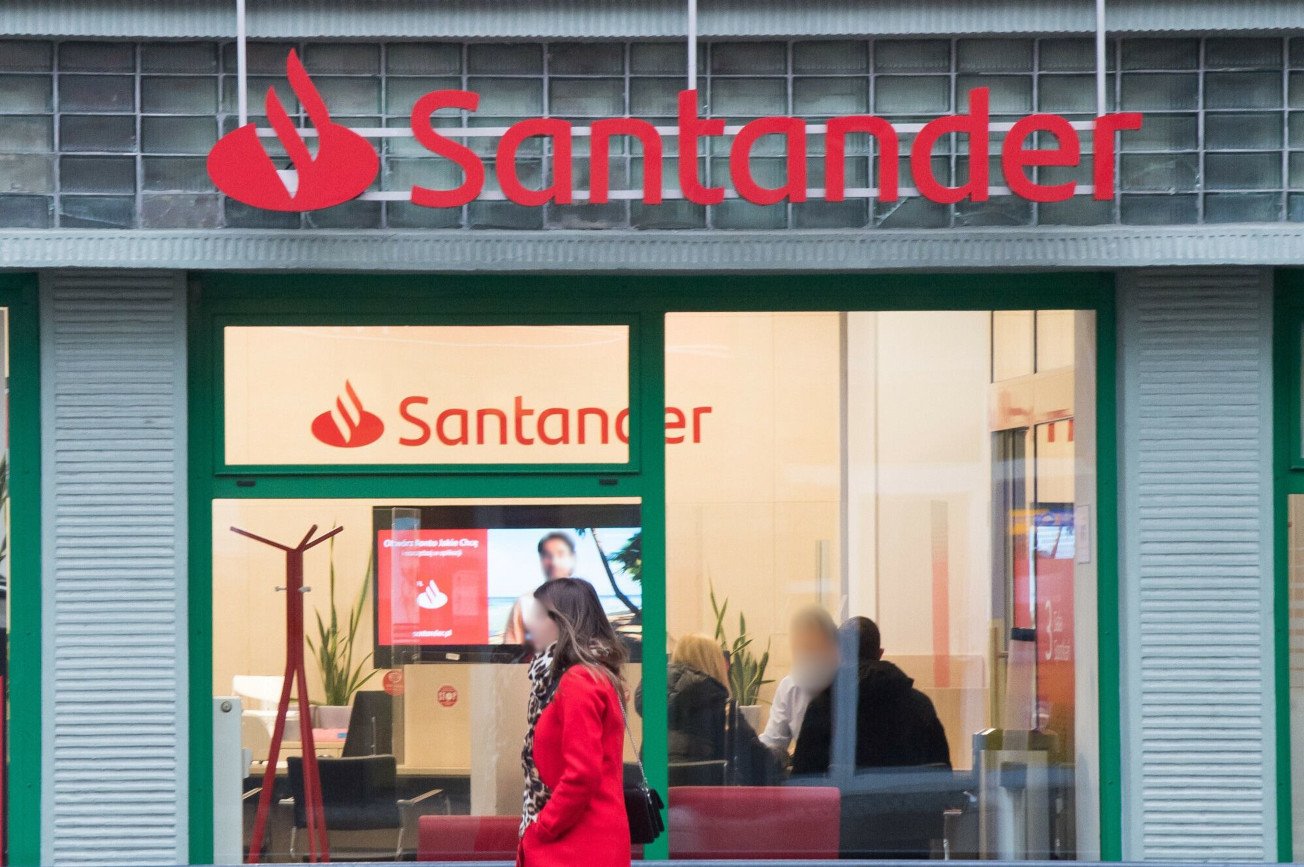 Klienci banku Santander znaleźli się na celowniku cyberoszustów