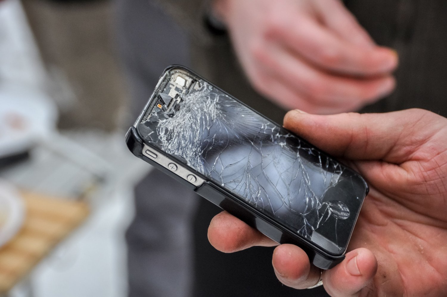 Świat czeka na premierę nowego iPhone'a. Niestety na horyzoncie majaczą niepokojące wieści.