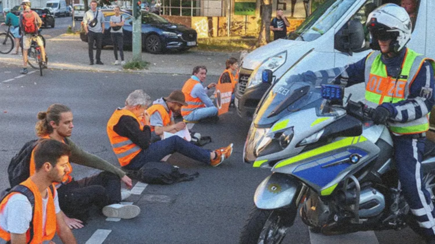 Zdaniem organizacji decyzja prokuratury stanowi „atak na zaangażowanie społeczeństwa obywatelskiego, będące filarem demokracji”.
