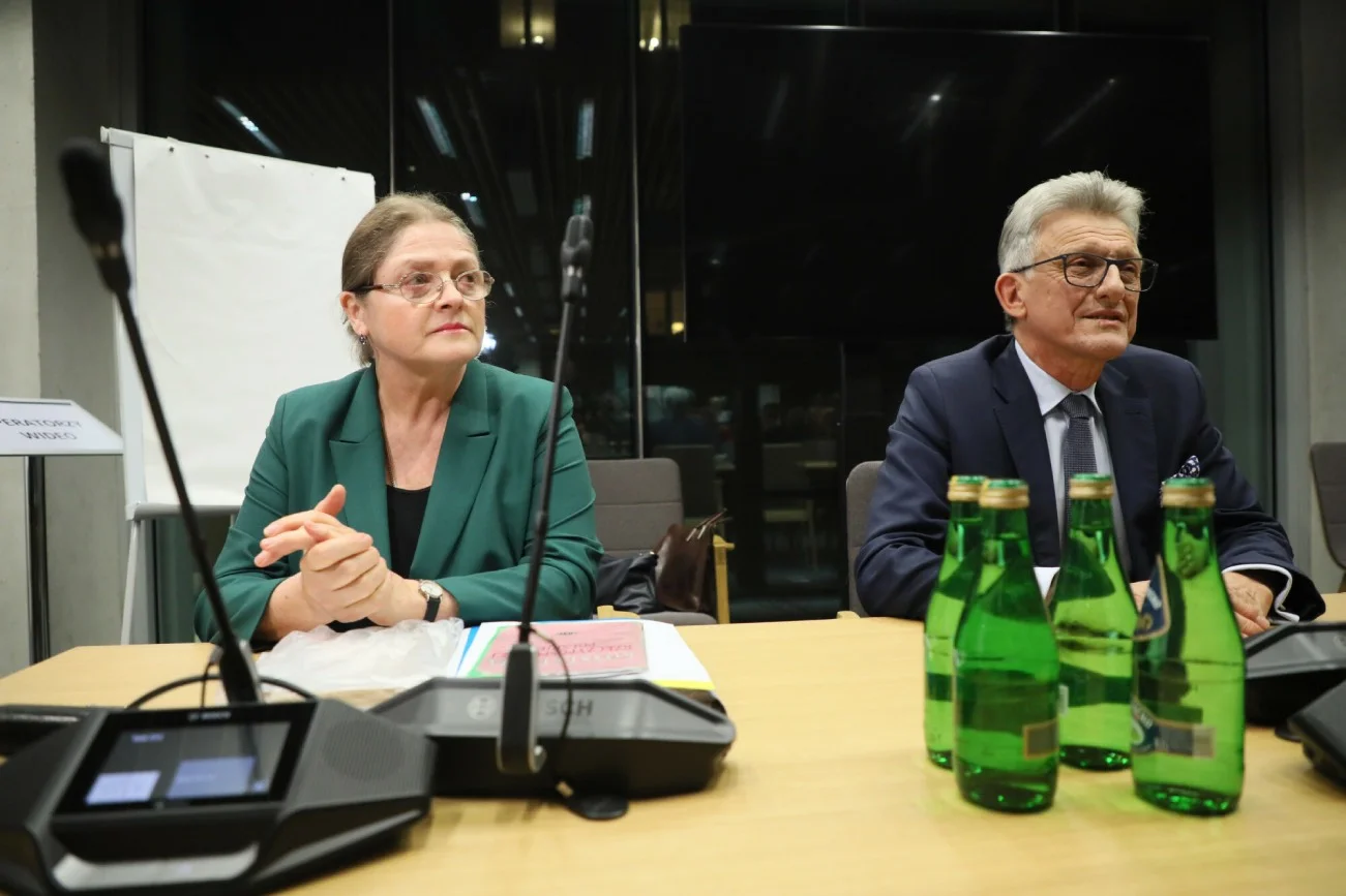 Szykują się podwyżki dla sędziów, również w Trybunale Konstytucyjnym. Ile zyska Pawłowicz, Piotrowicz i Przyłębska?