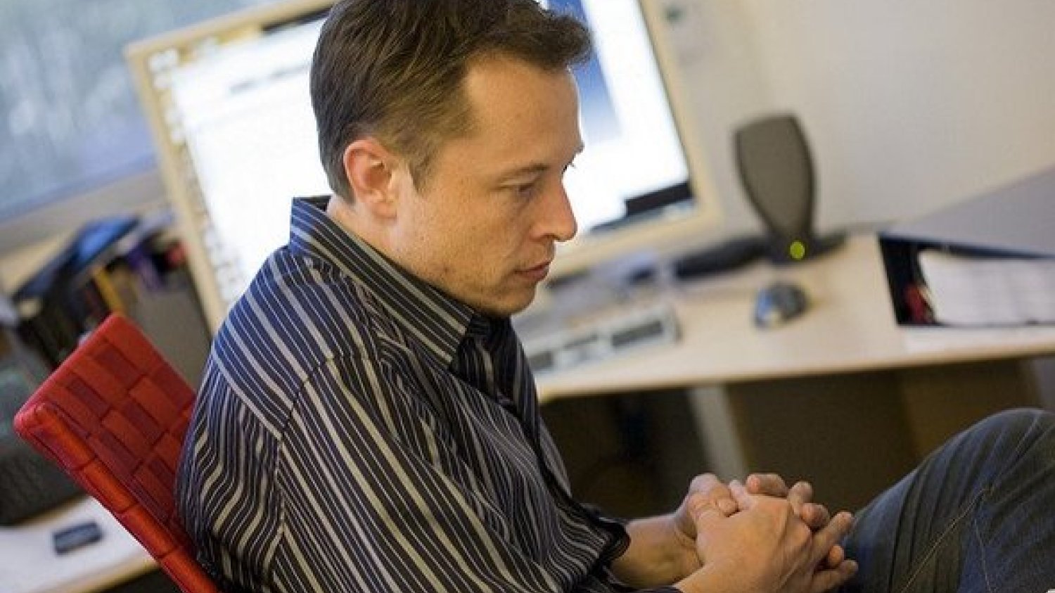 Elon Musk stanie przed sądem federalnym. Wszystko przez słynny tweet "420", z którego powodu akcje spółki poszybowały do góry.