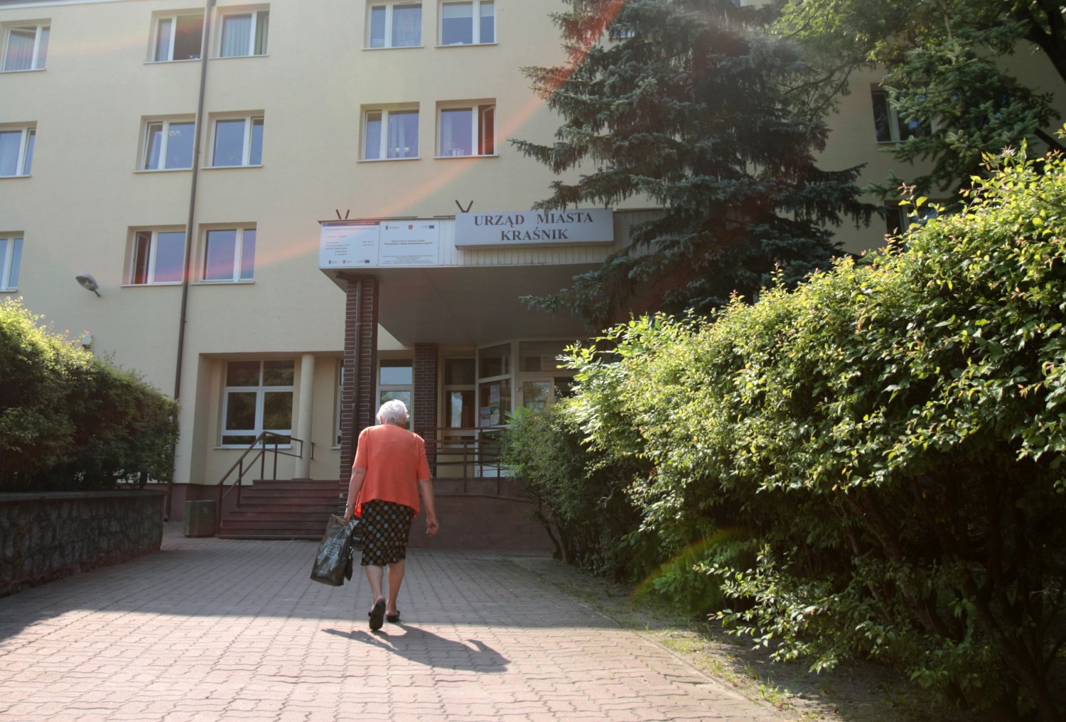 Ponad 3,5 roku - tyle może zająć urzędnikom wykreślenie martwego przedsiębiorcy z rejestru