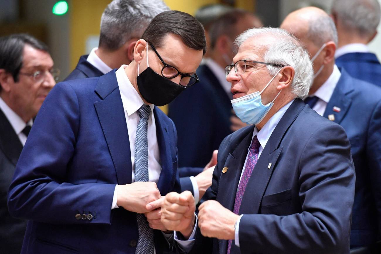 Premier Morawiecki podczas szczytu UE