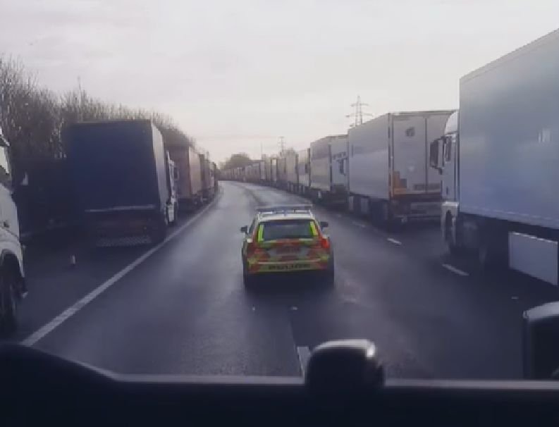 Wyjazd z autostrady M20.