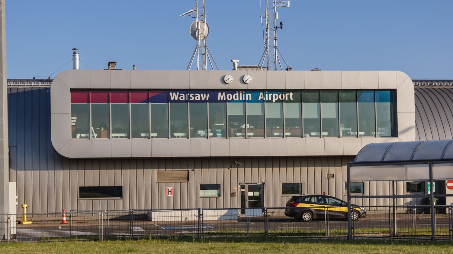 Lotnisko w Modlinie umacnia pozycję. Wraca do gry o pasażerów.