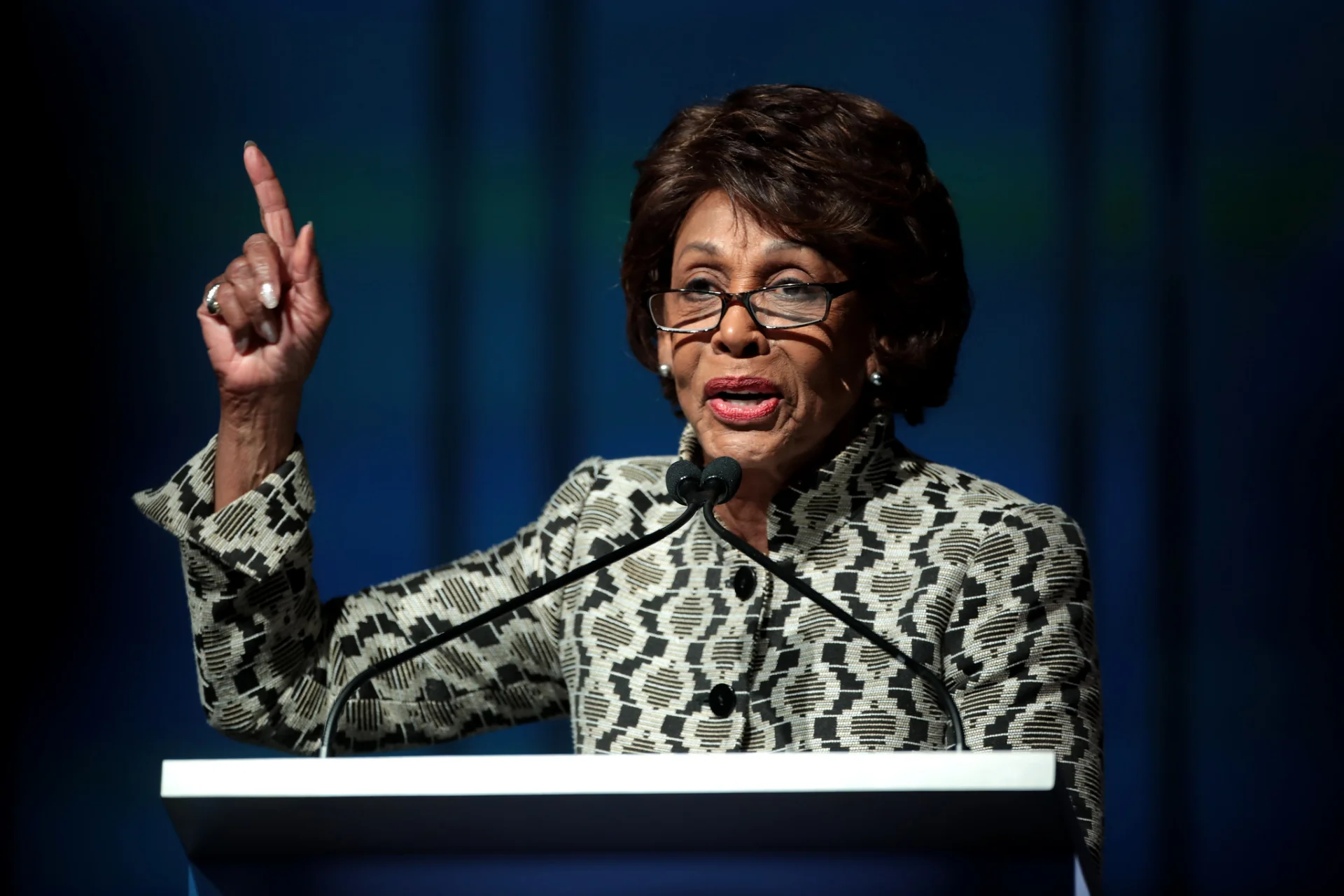 Maxine Waters, szefowa komisji prześwietlającej projekt Libra