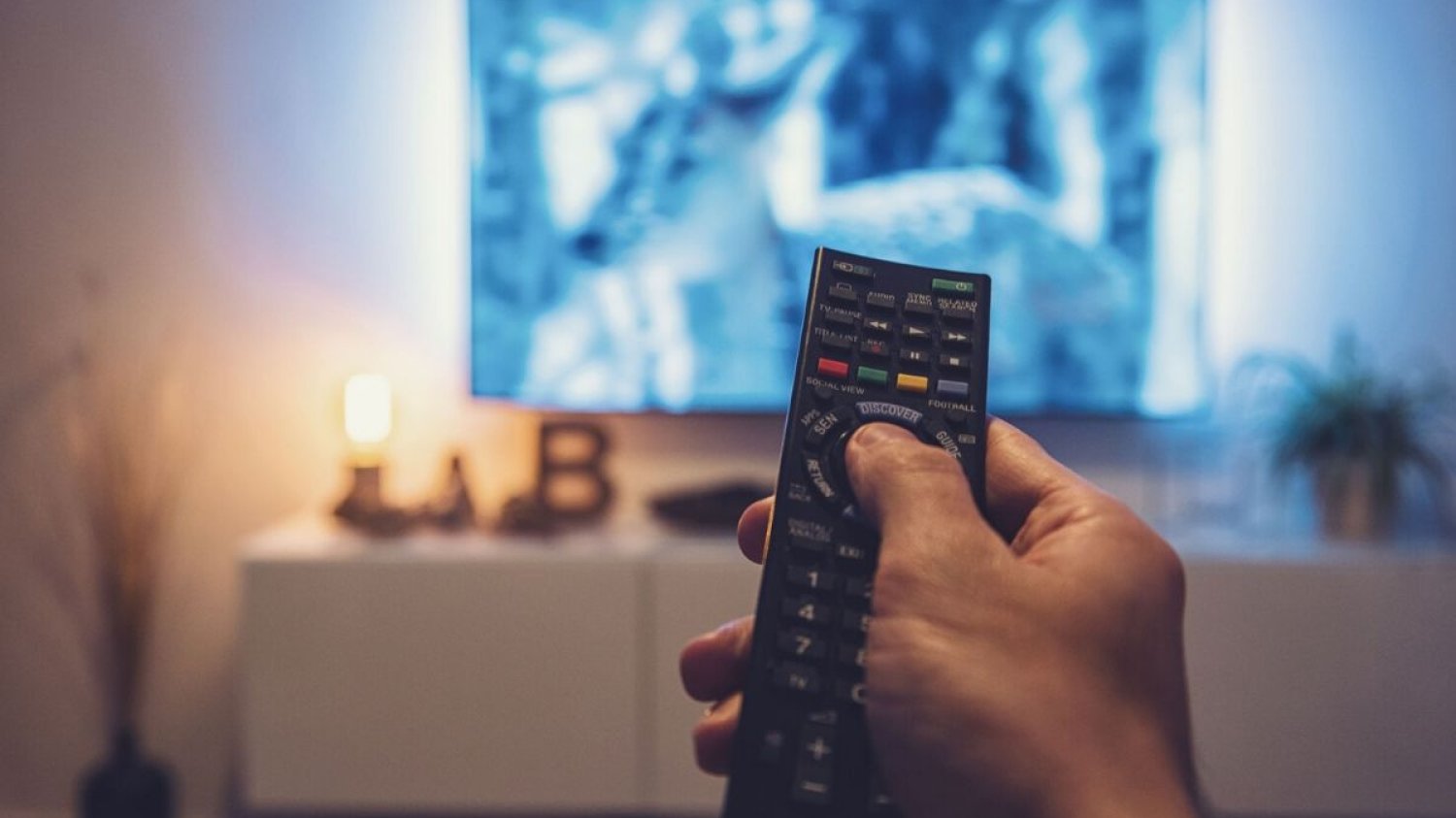 Canal+ w internecie oferuje bibliotekę treści jak Netflix czy HBO GO, a do tego kanały telewizyjne na żywo.