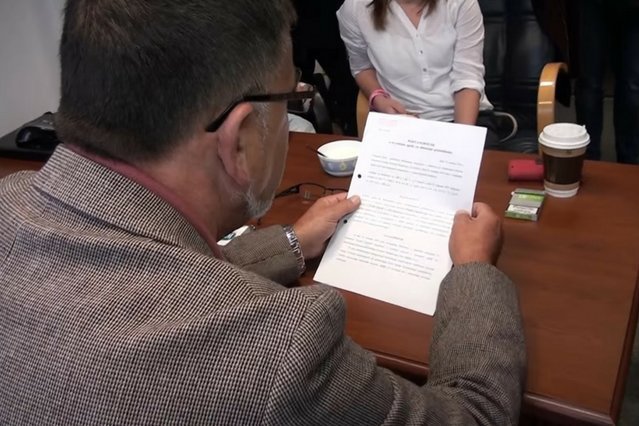 Pracownicy samorządów upatrzyli sobie w rezygnacji z urlopów świetny sposób na dorobienie dodatkowych kilkudziesięciu tysięcy