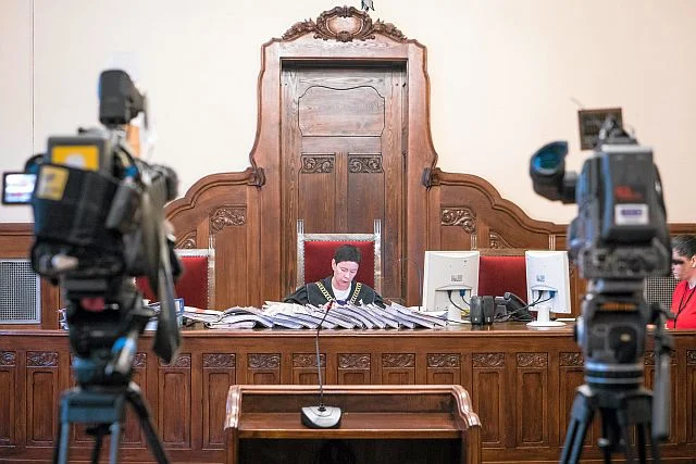 Za sprawną pracą sądów stoją nie tylko sędziowie, ale i armia urzędników, kórzy od dawna nie widzieli podwyżki
