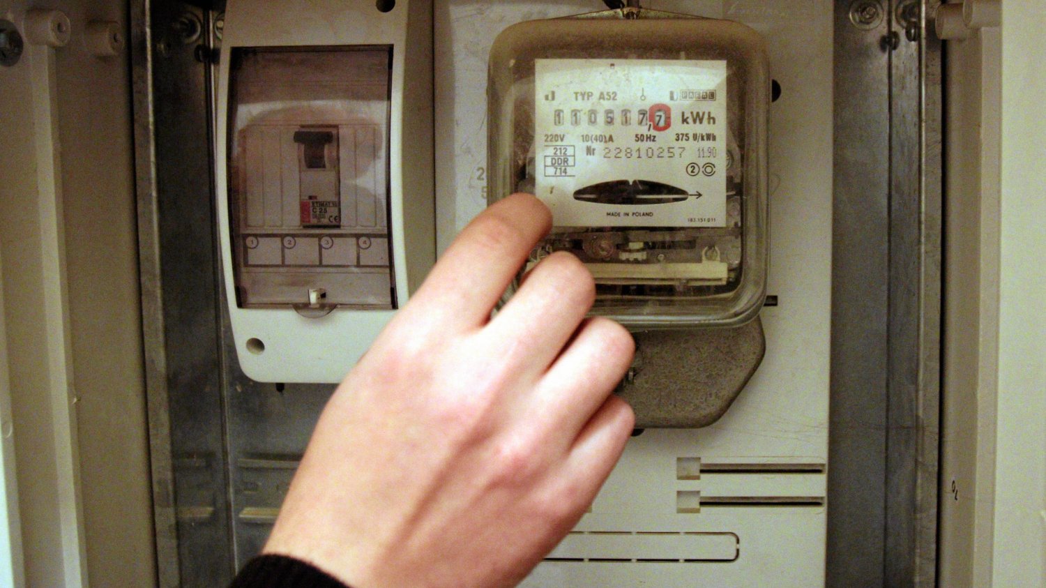 Polacy płacą za energię bardzo dużo na tle większości krajów UE.