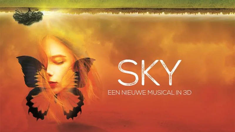 16-letnia Sky mierzy się z dylematami swojego życia w świecie realnym i tym z pogranicza snu i wizji. Surrealistyczna otoczka daje dużo pola do popisu realizatorom scenografii.