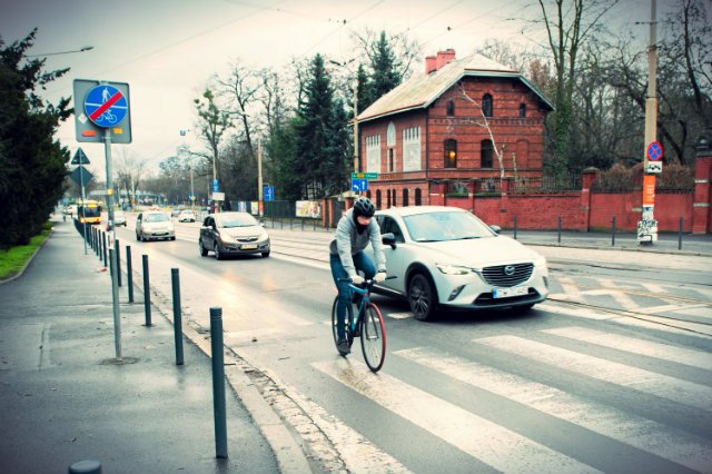 Koszt wynajmu samochodu we Wrocławiu będzie taki niski, że wielu klientów może zdecydować się na rezygnację z taksówek