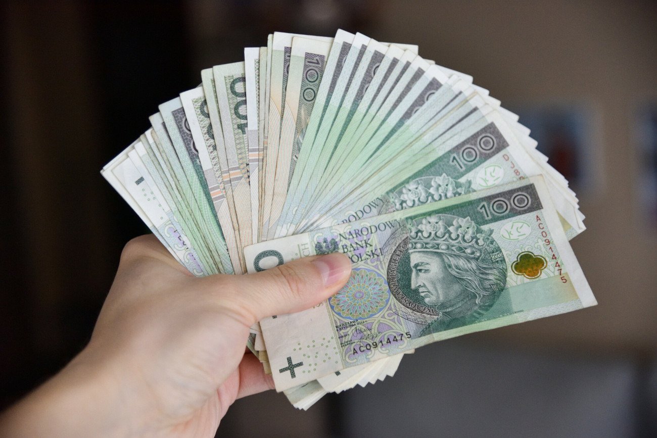 Średnie wynagrodzenie w Polsce znowu rośnie