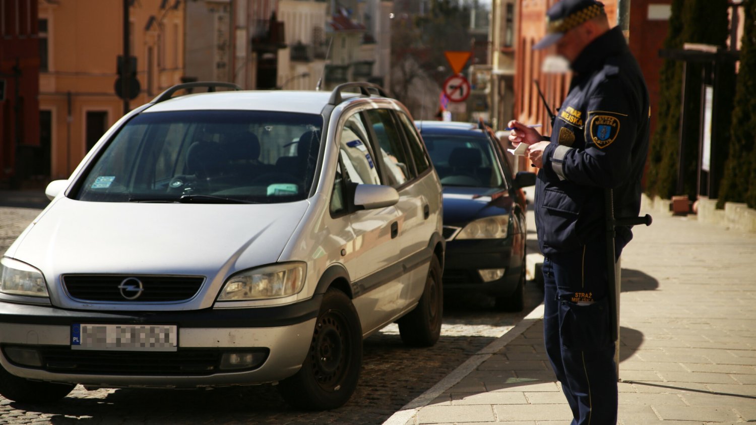 Czy Straż Miejska i Policja będą wystawiać wyższe mandaty za złe parkowanie?