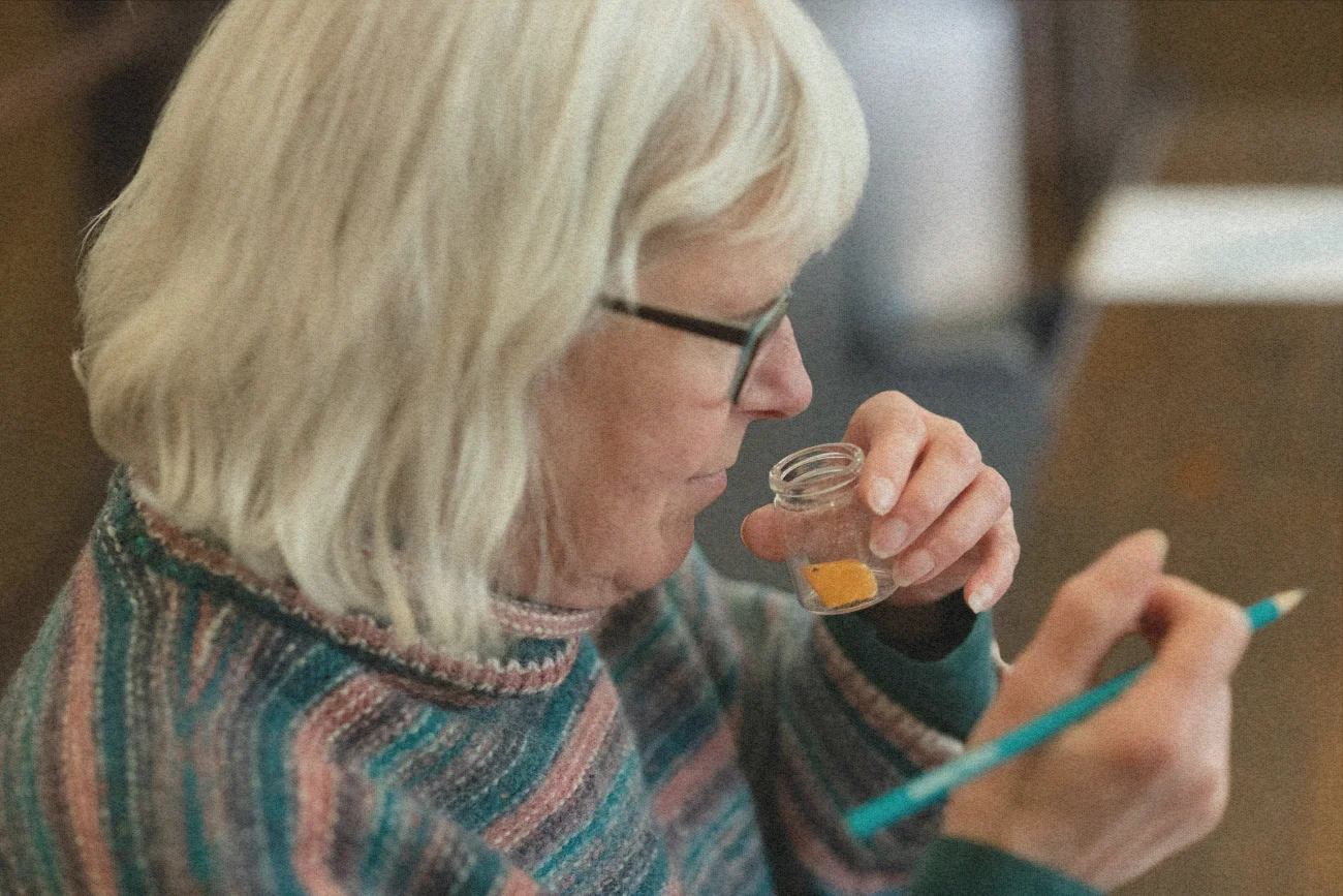 Nowe badanie. Nietypowy objaw ujawnia Alzheimera na długo przed diagnozą