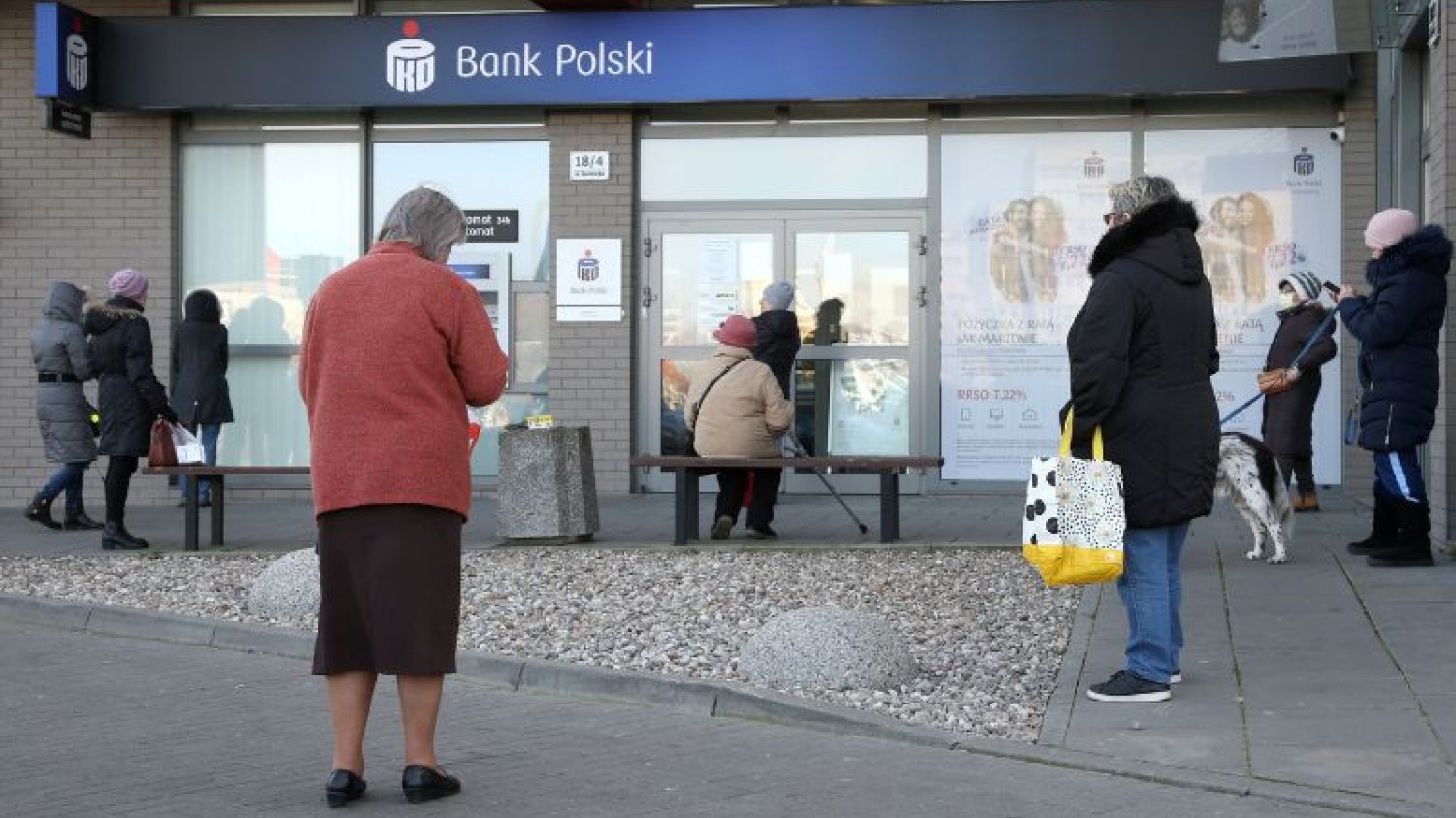 Na oszustwa mogą być szczególnie narażone osoby starsze.