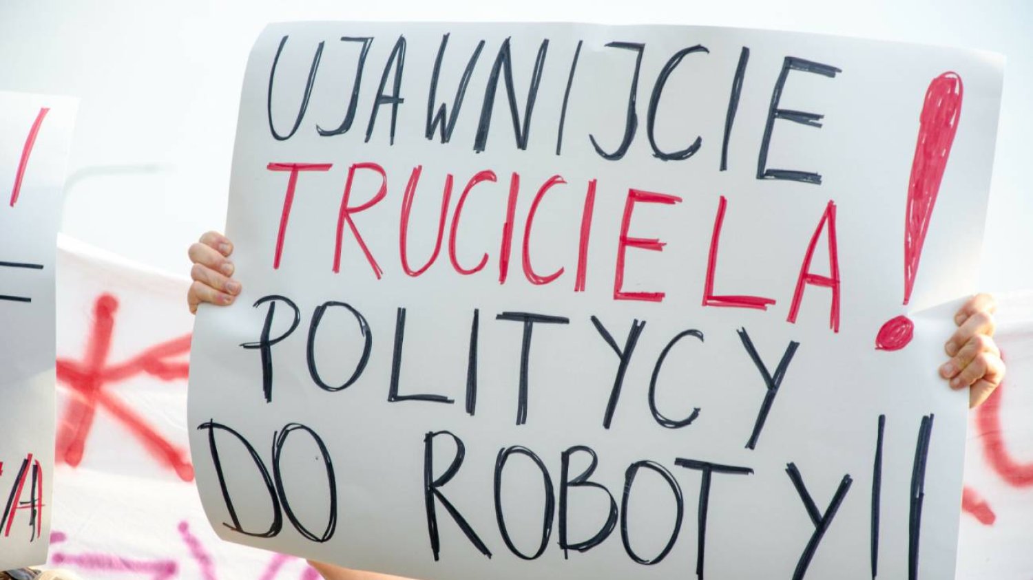 Policja do tej pory nie wydała obiecanego miliona złotych za znalezienie winnych katastrofy na Odrze.