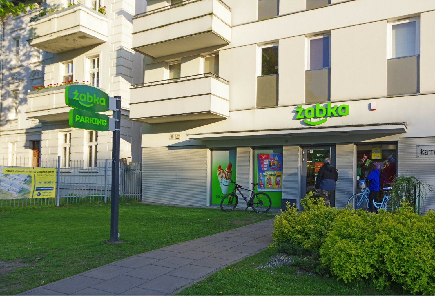 Żabka zmiarzy się z Dino i Eurocashem. Moje Sklepy wchodzą na rynek