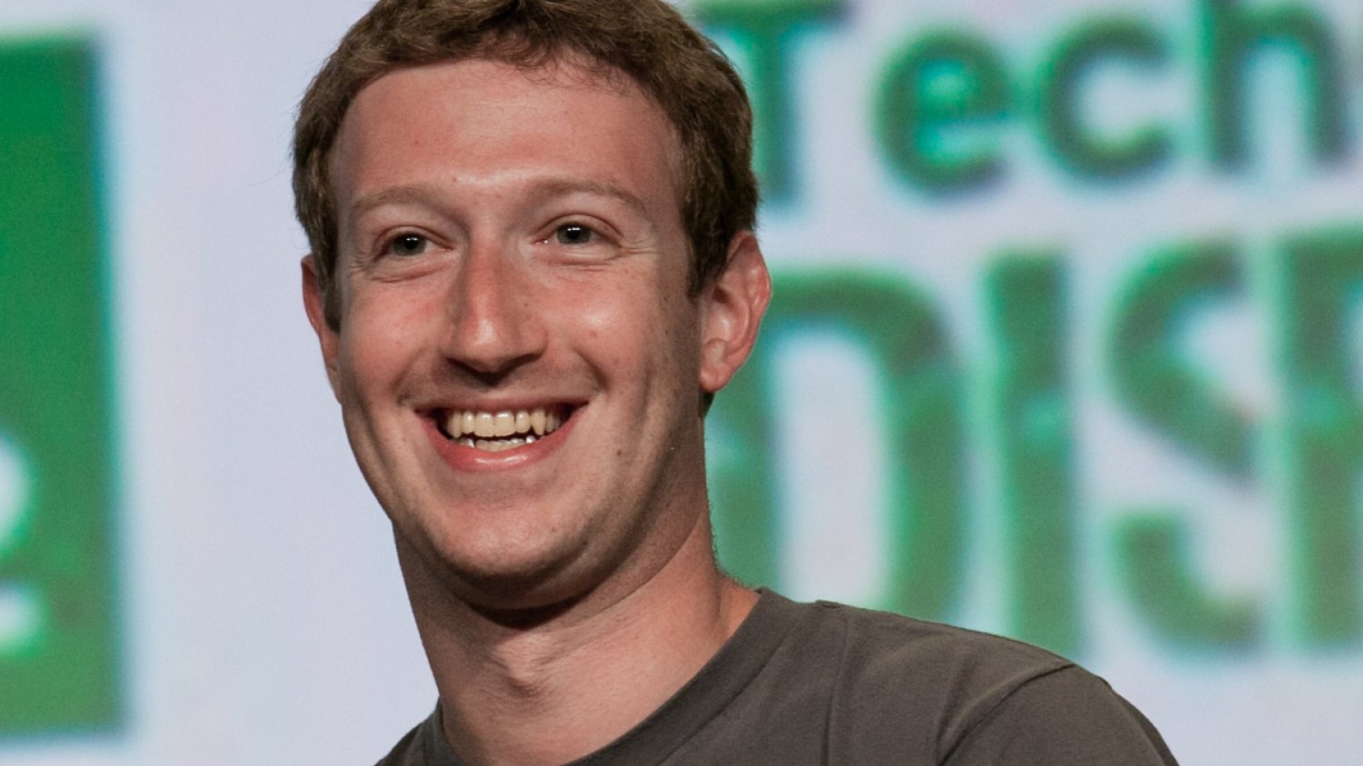Mark Zuckerberg się cieszy, że będzie mógł płacić większe podatki w Europie
