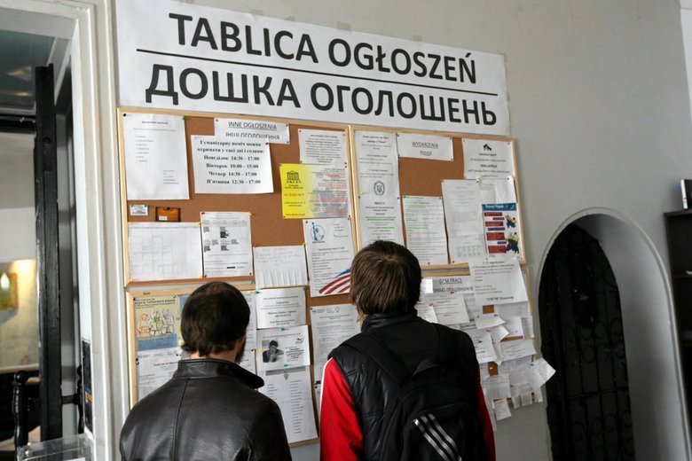 Rząd Ukrainy wprowadził stan wojenny. Ekspert sądzi, że może to skutkować wyjazdem z kraju nawet 200-300 tys. osób