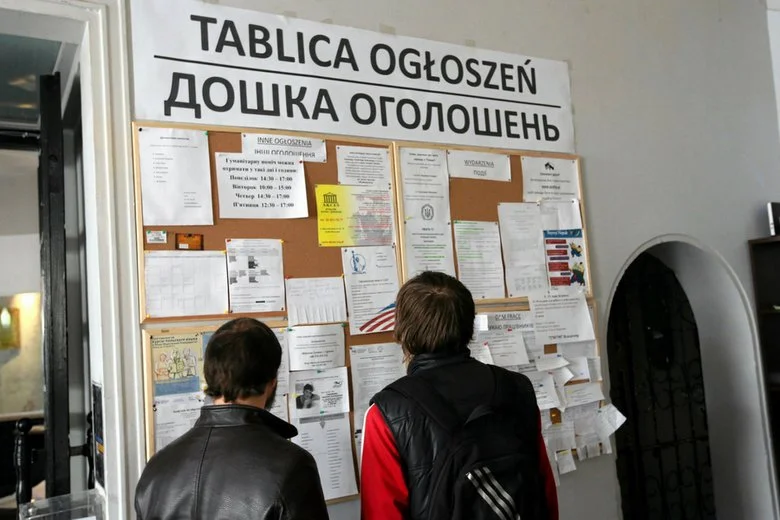Rząd Ukrainy wprowadził stan wojenny. Ekspert sądzi, że może to skutkować wyjazdem z kraju nawet 200-300 tys. osób