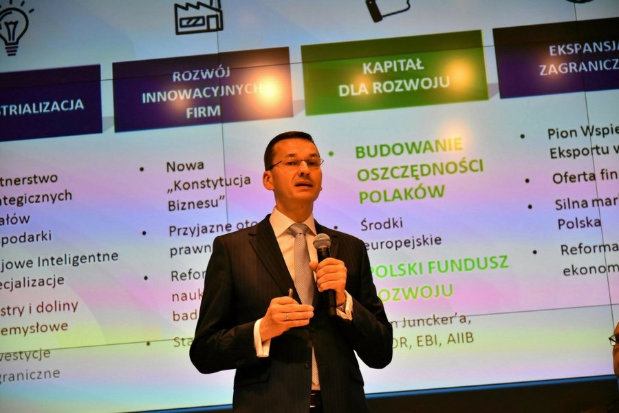 Mateusz Morawiecki prezentuje założenia reformy systemu emerytalnego.