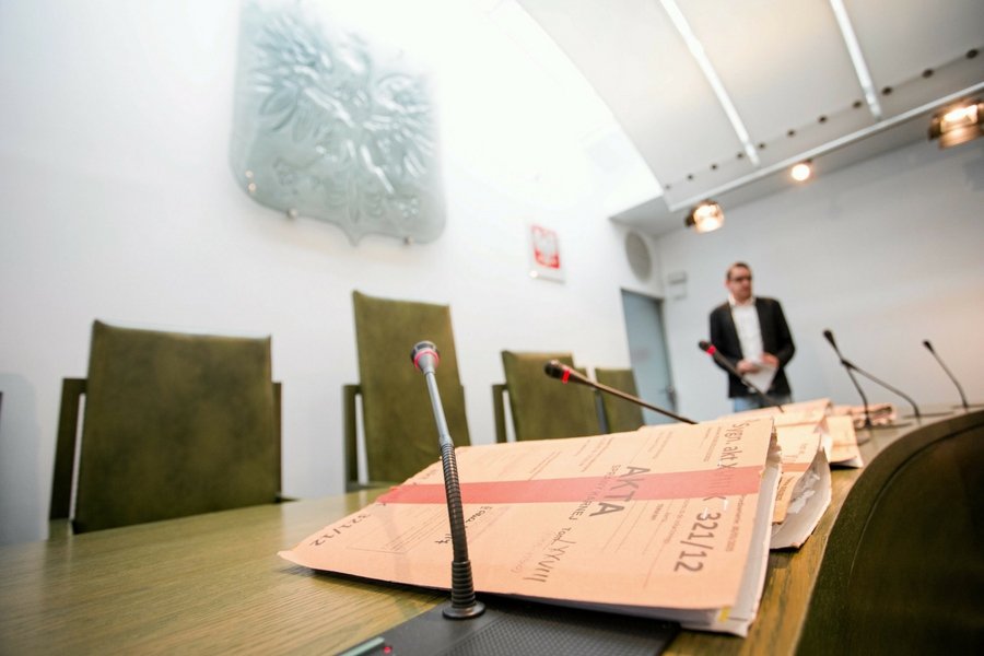 45-letni zgierzanin skarży się, że sądy nie stają po stronie ofiar kradzieży danych osobowych.