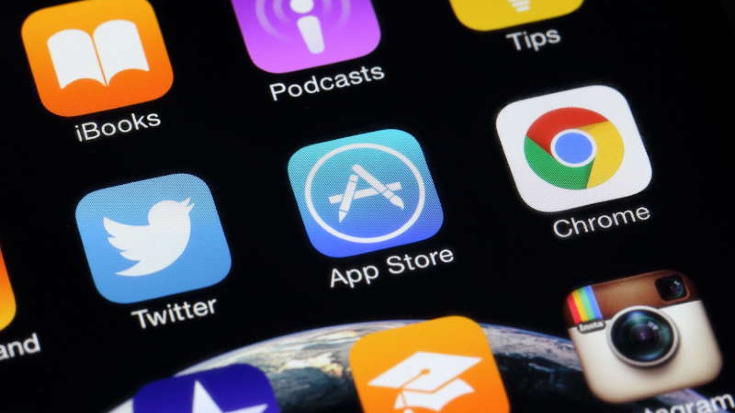Apple padło ofiarą ataku hakerskiego - możliwe, że największego w historii. Zainfekowane mogą być miliony urządzeń