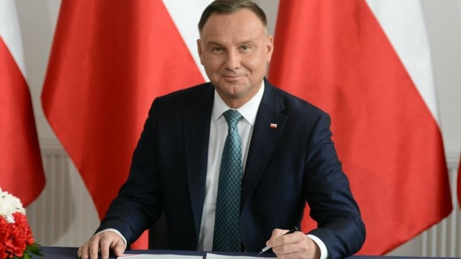 NSZZ Solidarność apeluje do Andrzeja Dudy, aby ustawę wprowadzającą niedzielę handlową 6 grudnia podpisał z opóźnieniem.