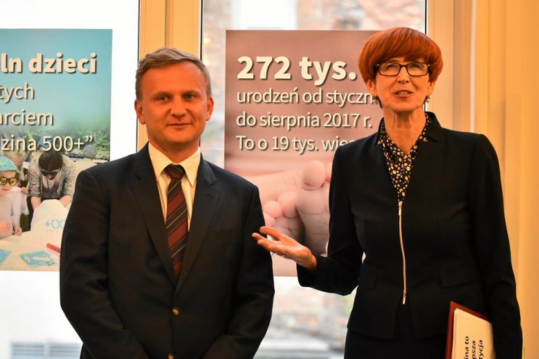 Bartosz Marczuk do 7 listopada pełnił funkcję wiceministra resortu pracy. Teraz obejmuje stanowisko wizeprezesa Polskiego Funduszu Rozwoju.