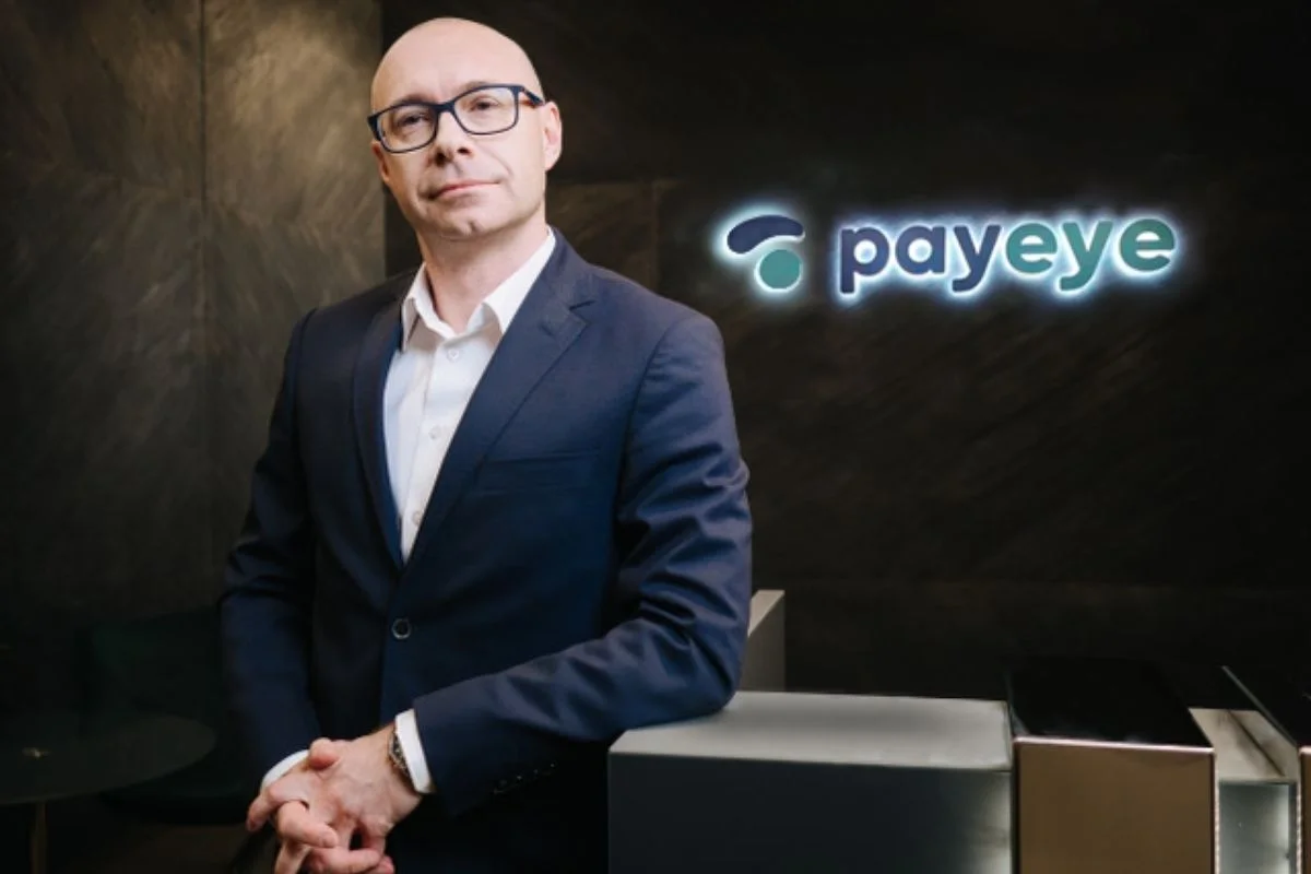Prezes PayEye Krystian Kulczycki