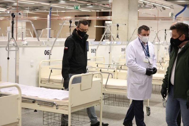 Rząd wzbrania się przed podaniem pełnych kosztów m.in. Szpitala Narodowego w Warszawie.