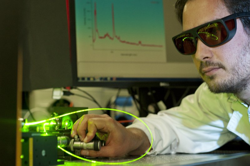 InPhoTech chce mierzyć ciśnienie gazu czy cieczy super dokładnymi czujnikami z wykorzystaniem światłowodów.