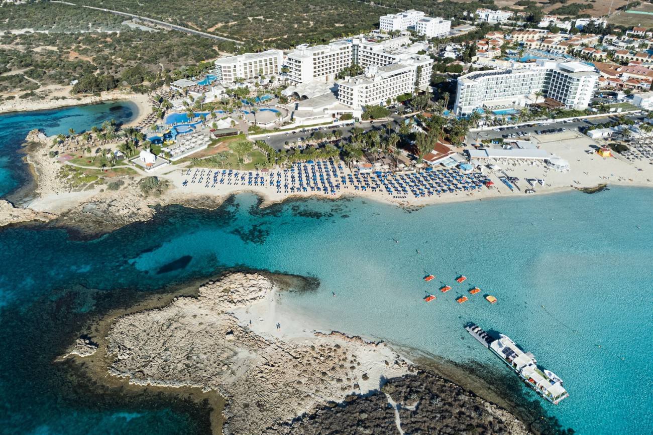 Jak tanio wyjechać na wakacje do popularnych miejsc?