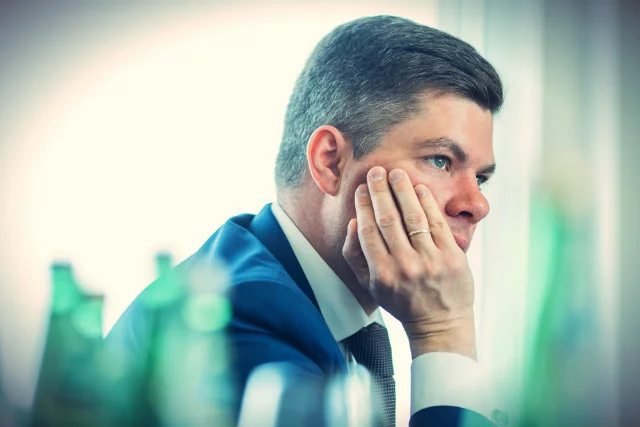 Michał Musielak i cały zespół Arena Tax kontakty i reputację zdobyli pracując dla największych firm doradztwa podatkowego w Polsce.