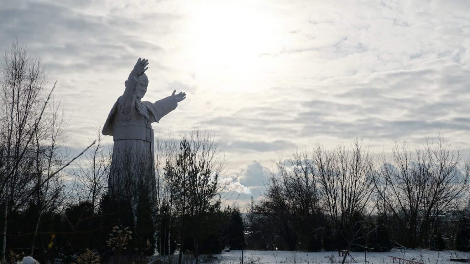Najwyższy papież świata w parku miniatur sakralnych w Częstochowie